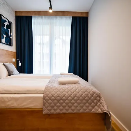 Laguna Beskidow - B33